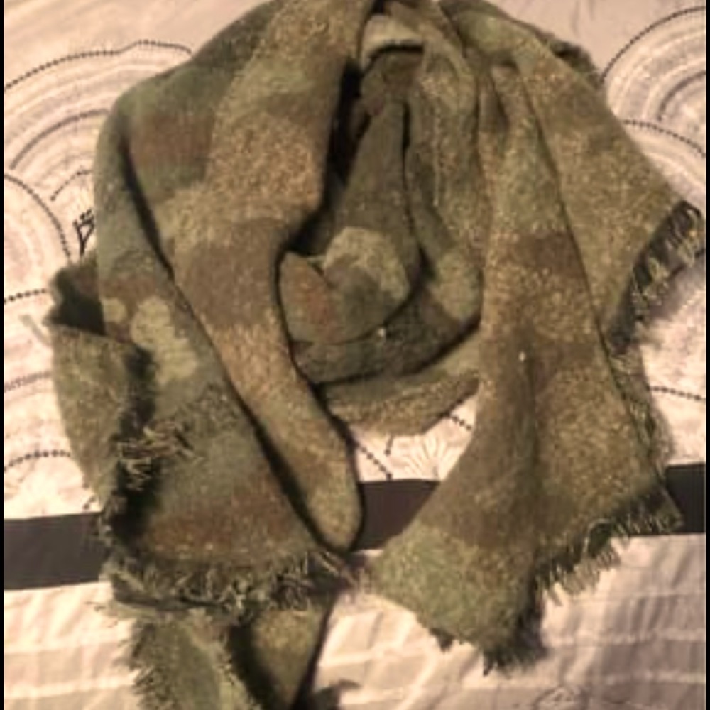 Womens scarfs